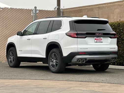 2026 GMC Acadia Elevation FWD