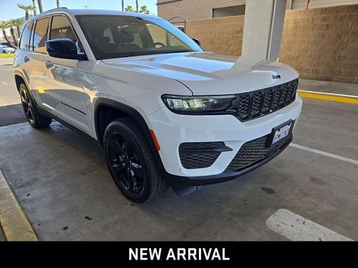 2023 Jeep Grand Cherokee Altitude