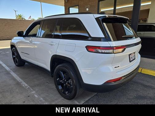 2023 Jeep Grand Cherokee Altitude