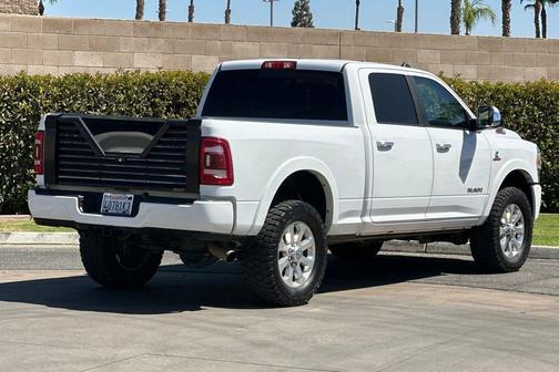 2022 RAM 2500 Laramie Crew Cab 4x4 6'4' Box