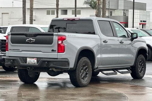 2024 Chevrolet Silverado 1500 ZR2