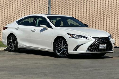 2024 Lexus ES 300h Base