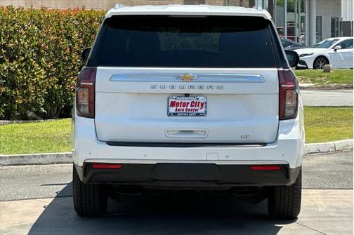 2021 Chevrolet Suburban LT