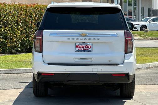 2021 Chevrolet Suburban LT