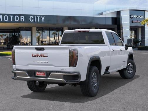 2026 GMC Sierra 3500 SLT