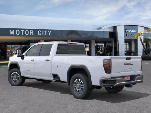 2026 GMC Sierra 3500 SLT