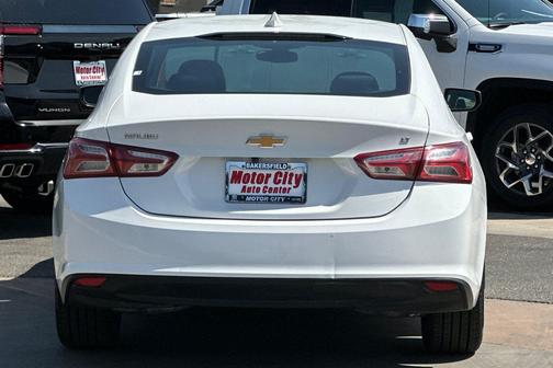 2022 Chevrolet Malibu FWD LT