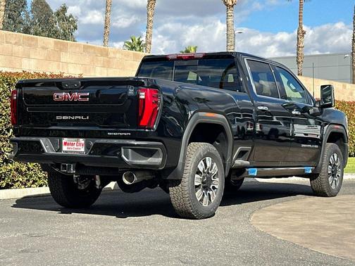 2025 GMC Sierra 2500 Denali