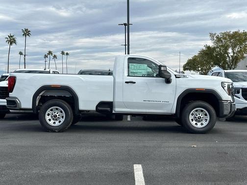 2025 GMC Sierra 2500 Pro