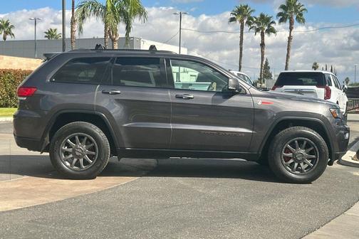 2020 Jeep Grand Cherokee Trailhawk