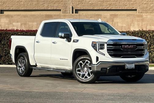 2025 GMC Sierra 1500 SLT