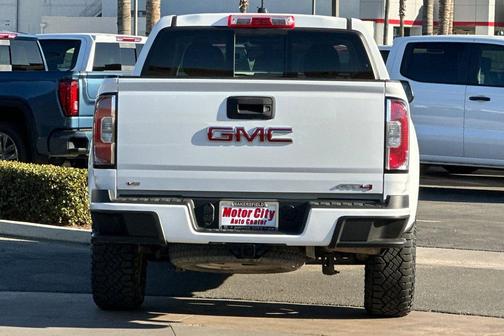 2022 GMC Canyon AT4