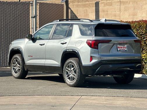 2026 GMC Terrain AWD AT4