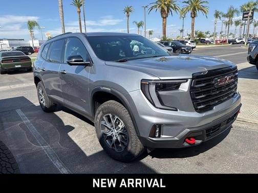 2024 GMC Acadia AWD AT4