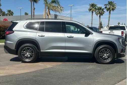 2025 GMC Acadia FWD Elevation