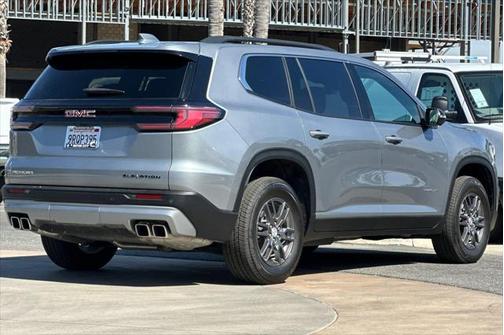 2025 GMC Acadia FWD Elevation