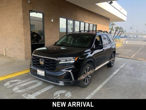 2024 Honda Pilot Touring 8-Passenger