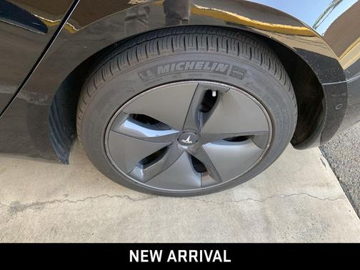 2019 Tesla Model 3 Standard Range