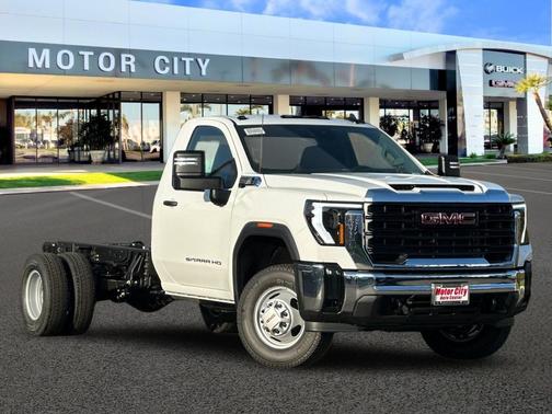 2026 GMC Sierra 3500 Base