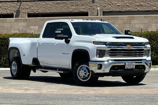 Summit White 2024 Chevrolet Silverado 3500 LT DRW
