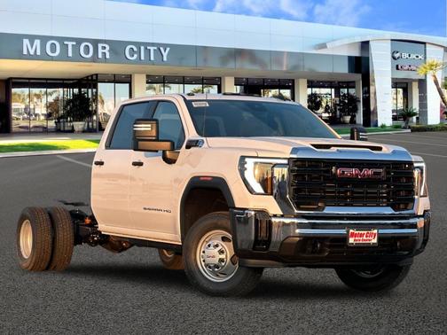 2026 GMC Sierra 3500 Base