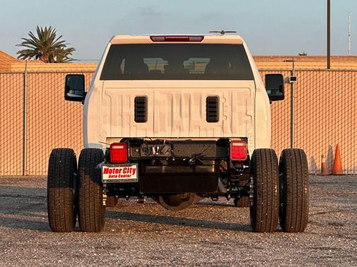 2026 GMC Sierra 3500 Base