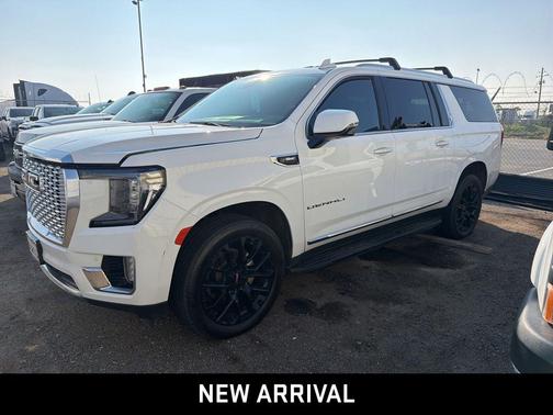 2022 GMC Yukon XL Denali