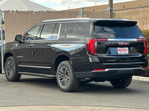 2026 GMC Yukon XL 2WD Elevation