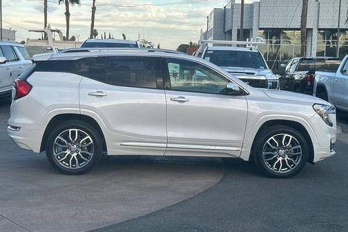 2022 GMC Terrain Denali