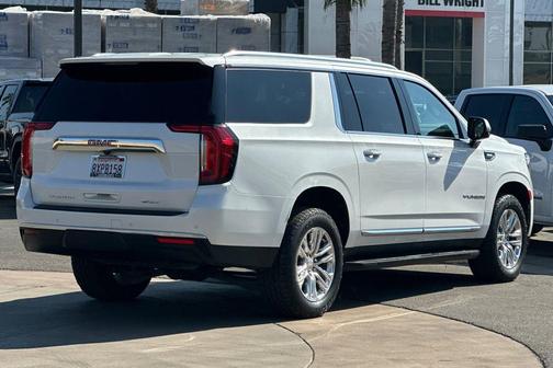 2021 GMC Yukon XL SLT