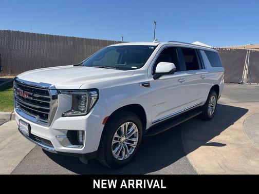 2021 GMC Yukon XL SLT