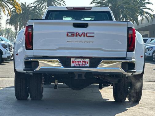 2026 GMC Sierra 3500 Base