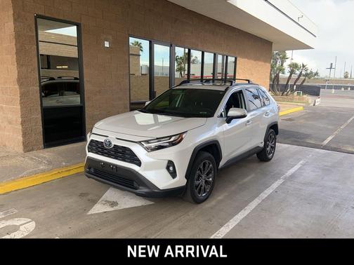 2023 Toyota RAV4 Hybrid XLE Premium