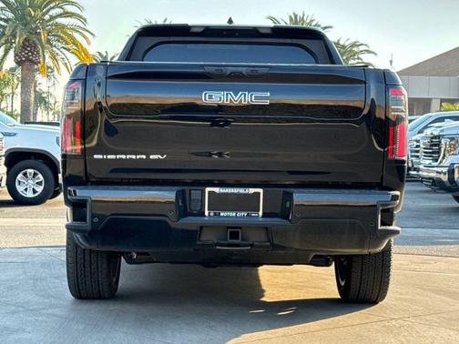 2025 GMC Sierra EV Extended Range Denali