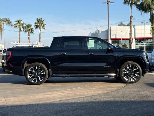 2025 GMC Sierra EV Extended Range Denali