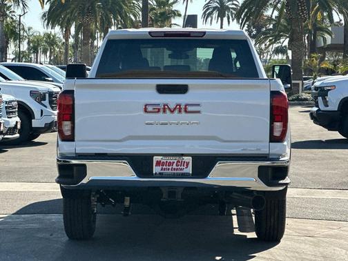 2026 GMC Sierra 2500 SLE