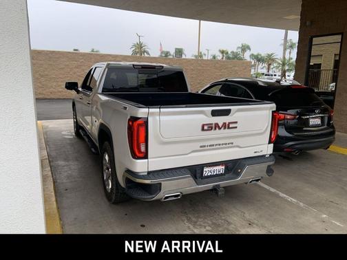 2021 GMC Sierra 1500 SLT