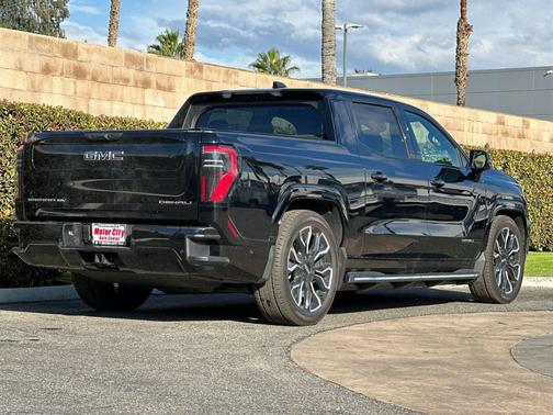 2025 GMC Sierra EV Extended Range Denali