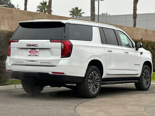 2026 GMC Yukon XL 4WD Elevation