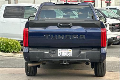 2022 Toyota Tundra SR5