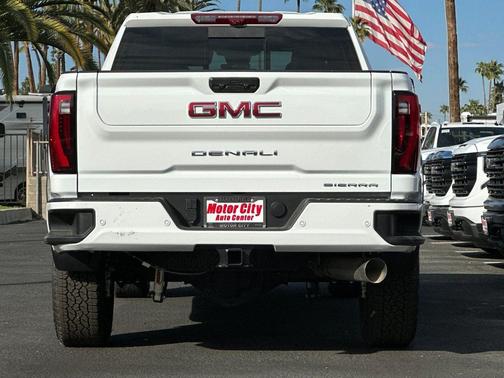 2025 GMC Sierra 2500 Denali