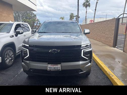 2025 Chevrolet Suburban RST