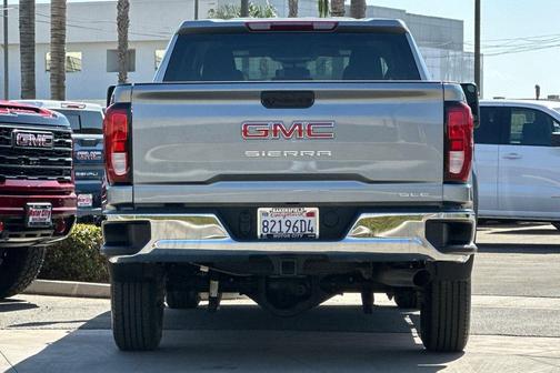2025 GMC Sierra 2500 SLE