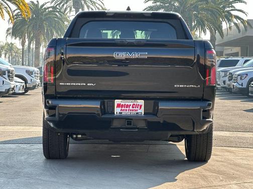 2025 GMC Sierra EV Extended Range Denali