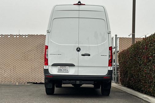 2024 Mercedes-Benz Sprinter 2500 Crew 144 WB
