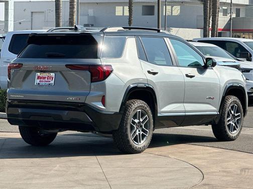 2026 GMC Terrain AWD AT4