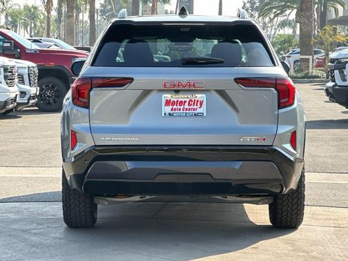 2026 GMC Terrain AWD AT4