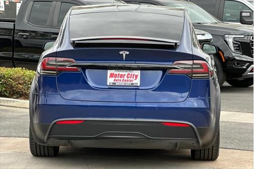2022 Tesla Model X Plaid Tri Motor All-Wheel Drive