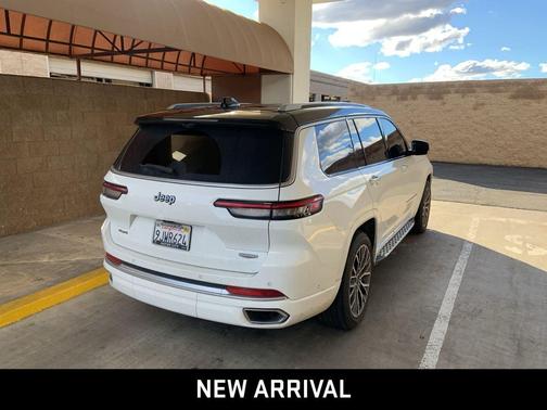 2023 Jeep Grand Cherokee L Summit Reserve