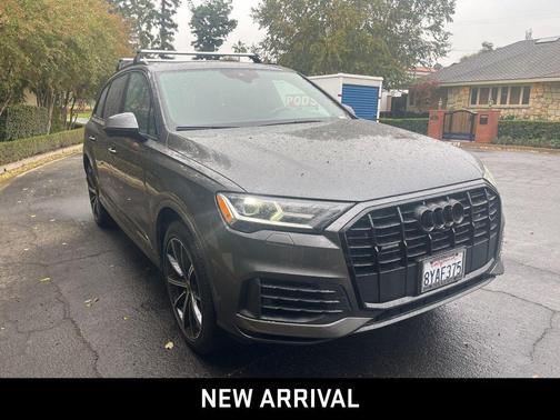 2021 Audi Q7 55 Premium Plus